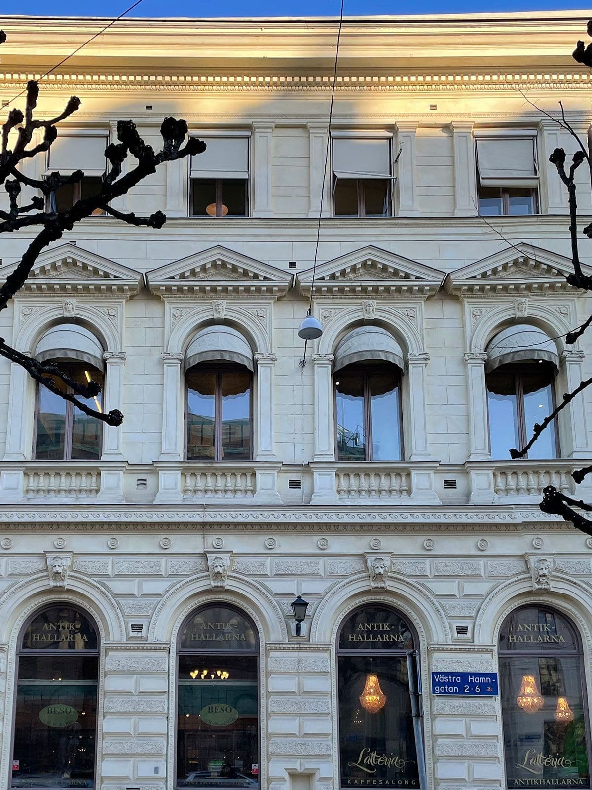 vertikal solskydd företag